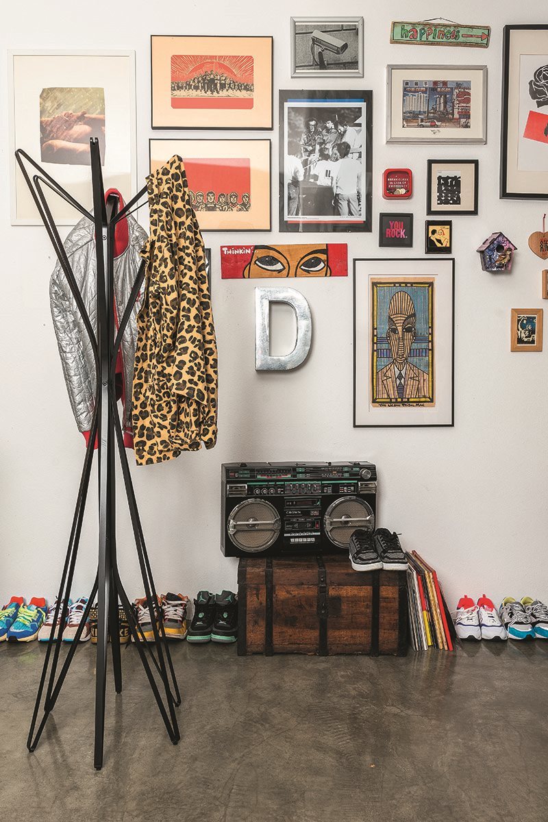 Discover the minimalist Neo LED floor lamp from Nemo Lighting – exclusive design & high-quality. Buy online now at Verus Living!