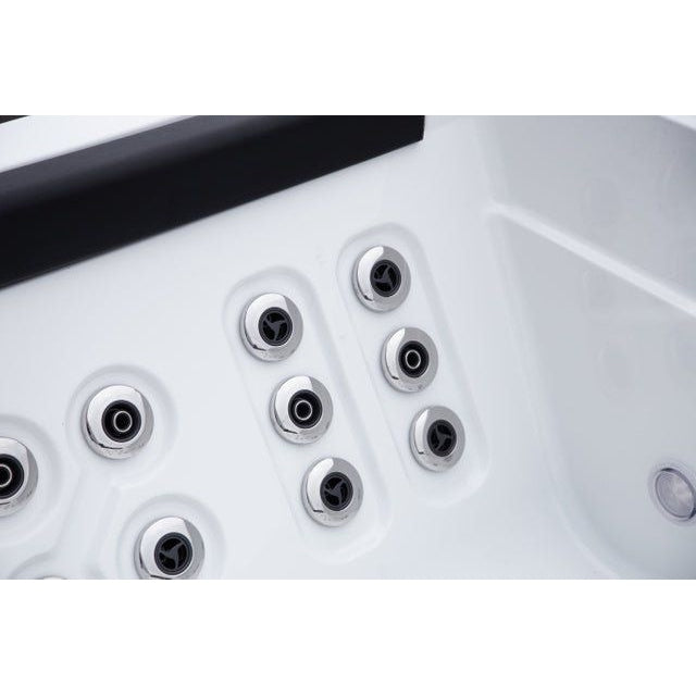 - Alpha Wellness - Whirlpool Intense Cube
