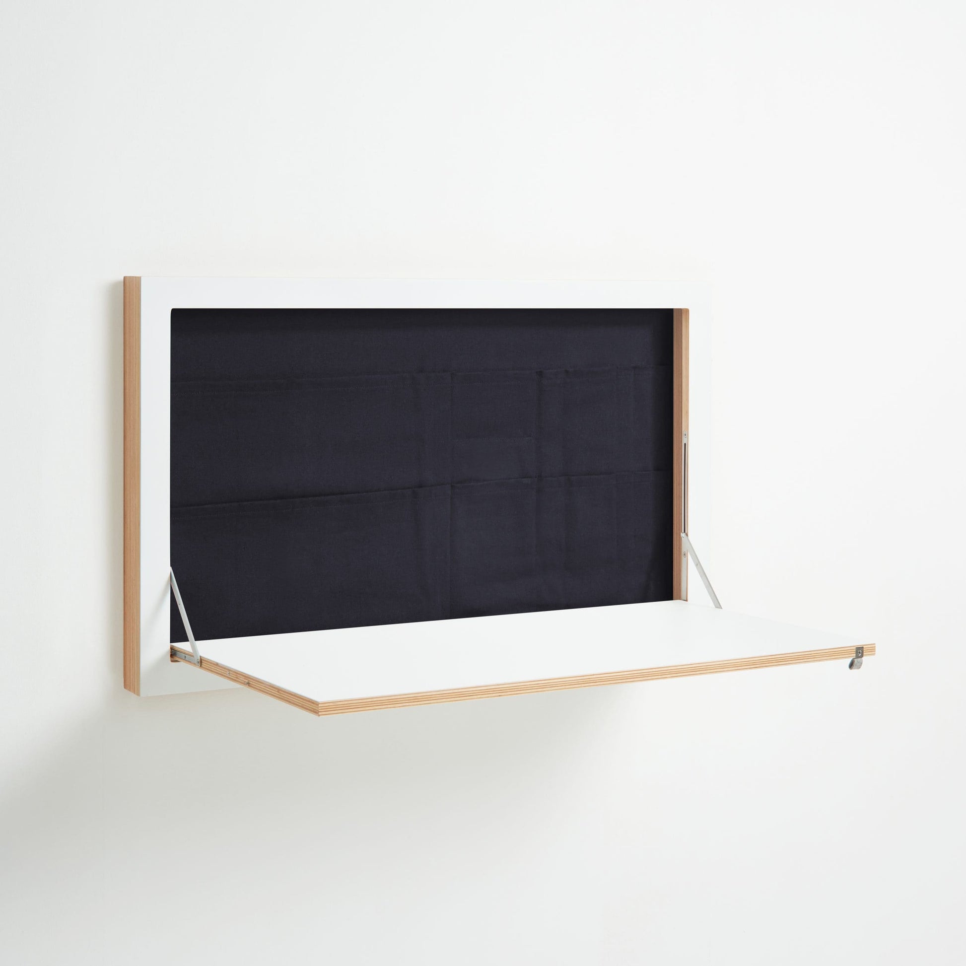 Line Design - LOGMAR Rug Green
