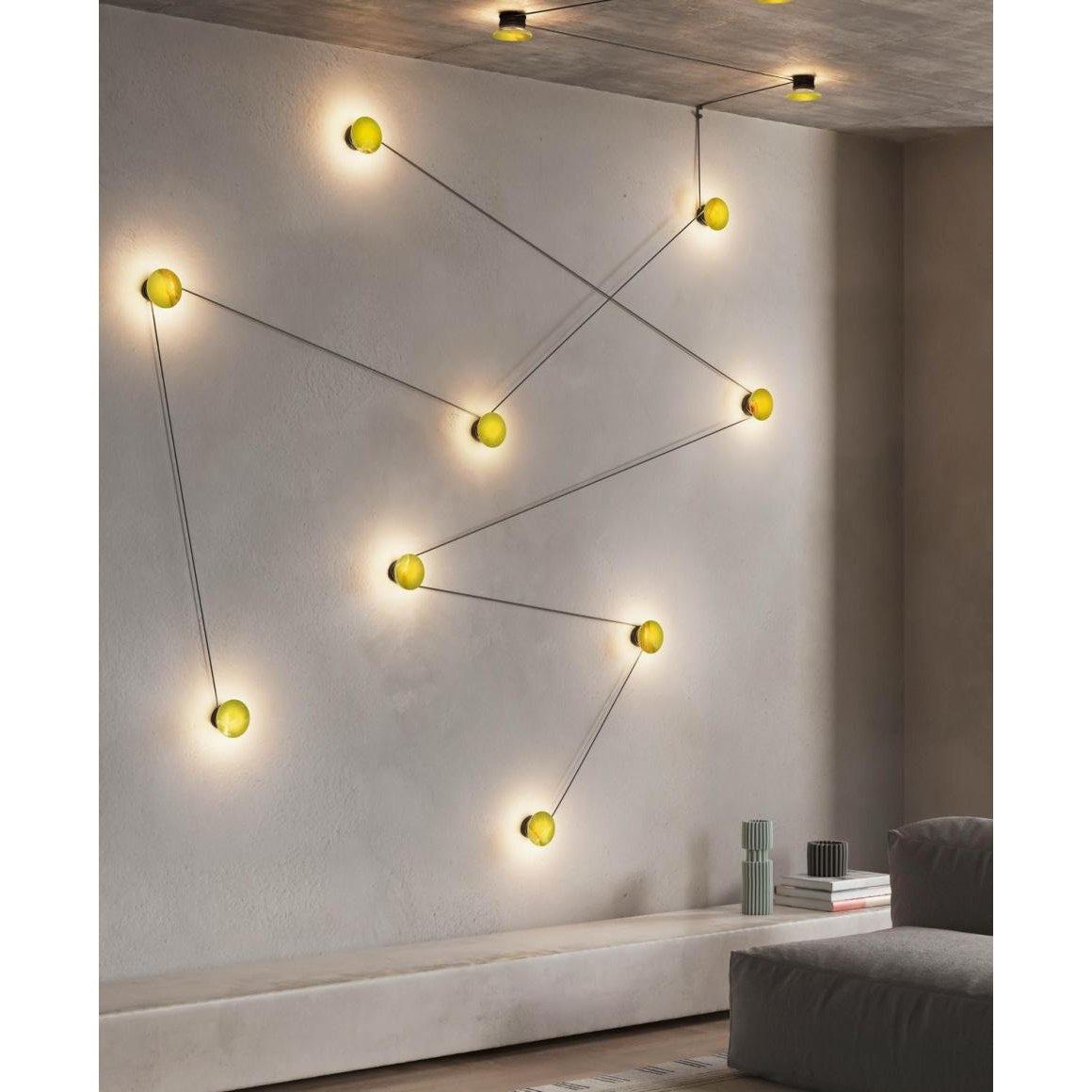 Kundalini - Lámpara de pared Azou con enchufe