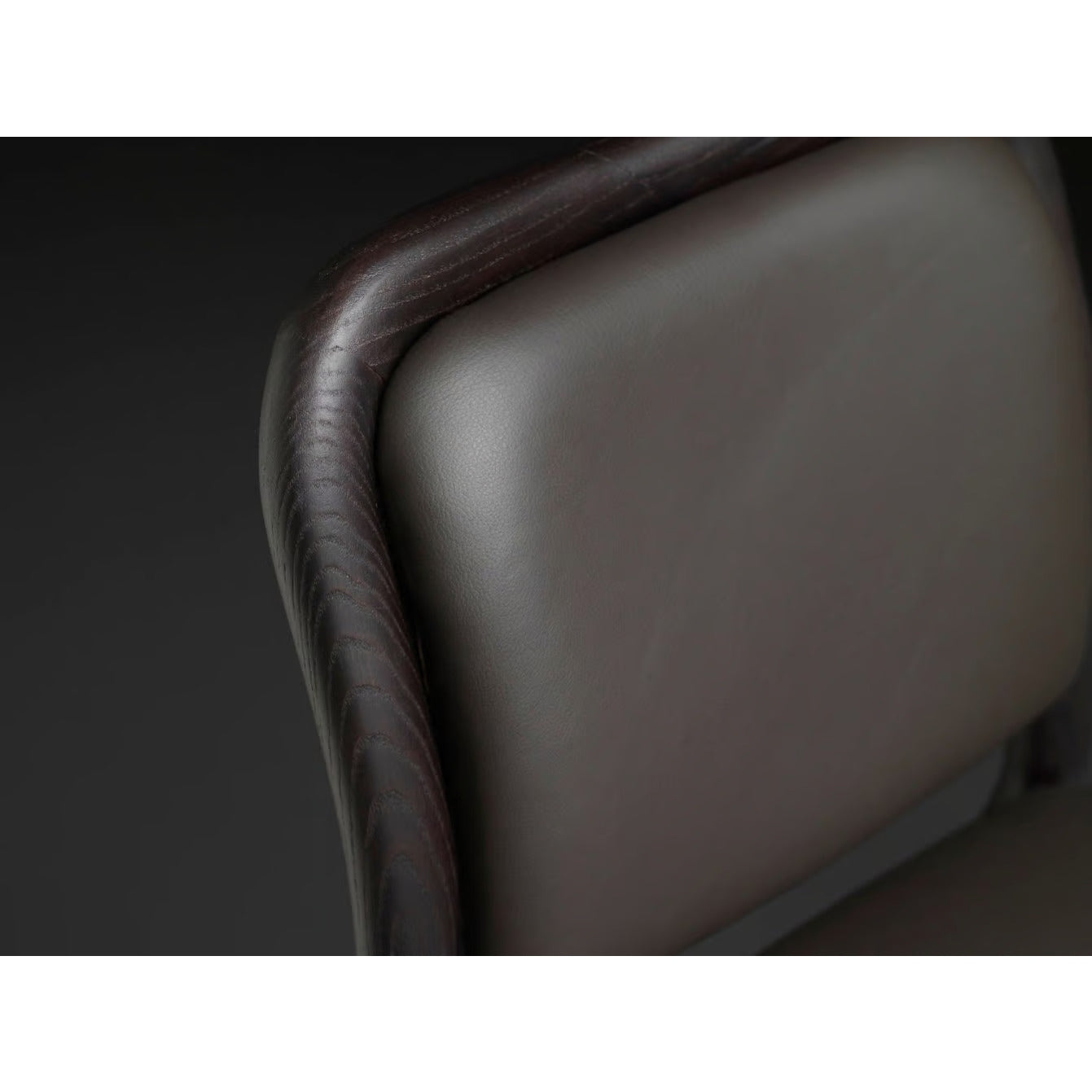 Piaval_Chair_Cameo_1