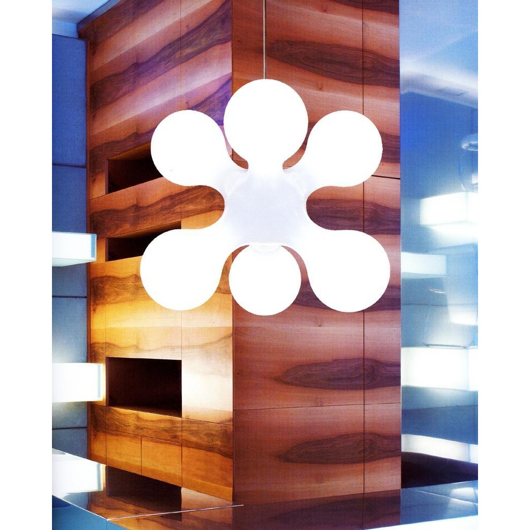 mater-accent-dining-table-o-110-made-of-dark-oak