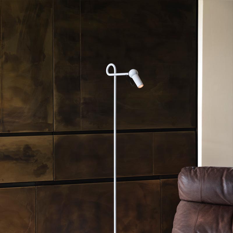 Kundalini - Lámpara de pie LED Bird