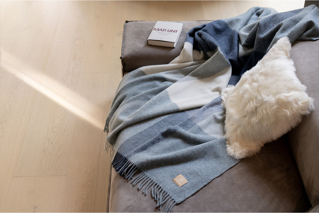 Natural Alpaca Wool Throw – Classic Tartan