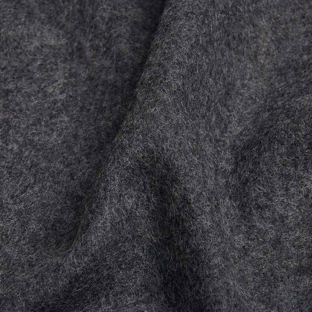 carma-plaids-exklusive-webpelzdecken-und-kissen-aus-der-soft-sheep-kollektion