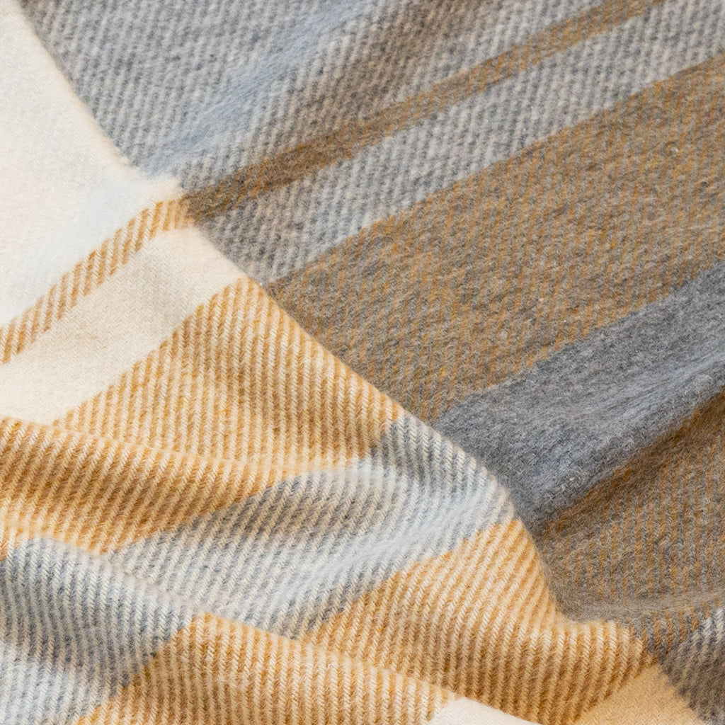 Natural Alpaca Wool Throw - Classic