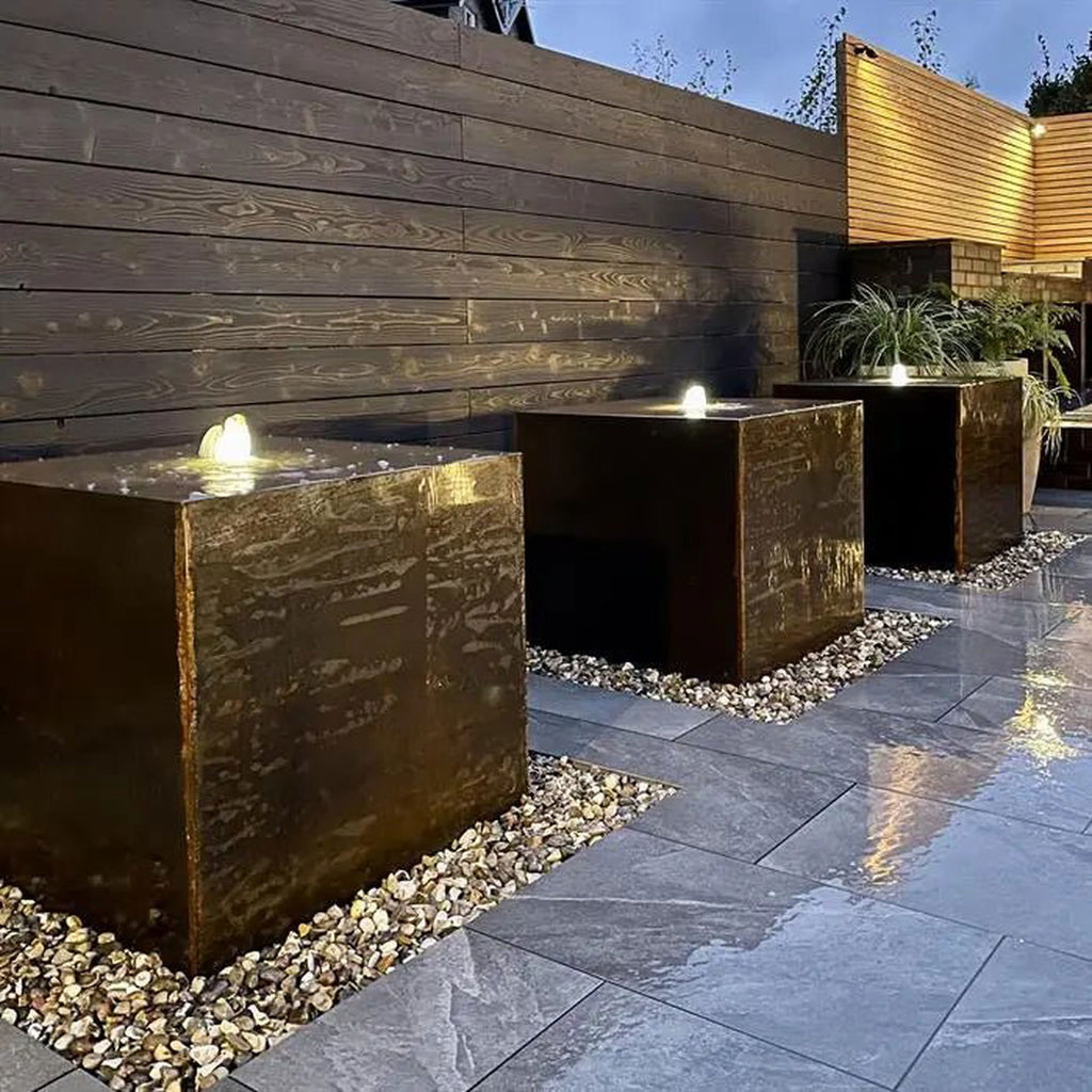 - Adezz - Tap Planter Box Hardwood