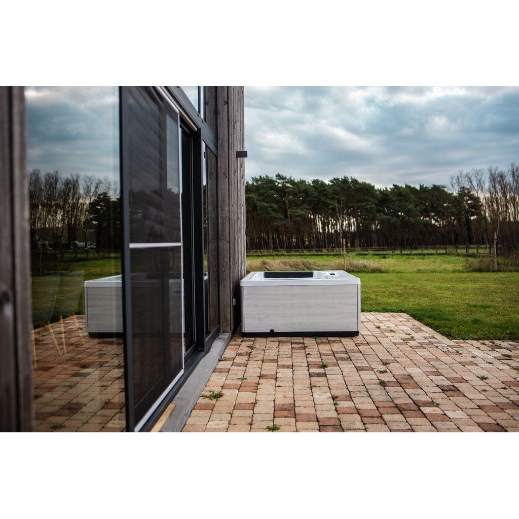 - Alpha Wellness - Whirlpool Intense Home