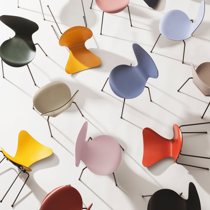 Fritz Hansen - Silla Serie 7 3107 de fresno teñido