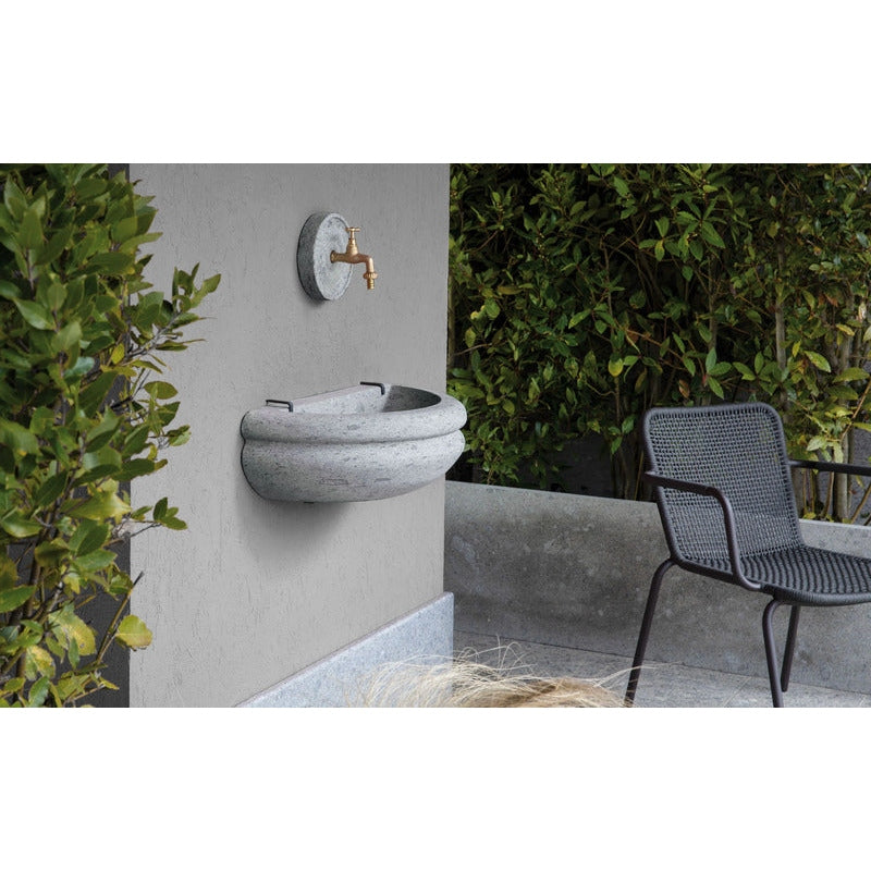 VELTHA® - RASNA fuente de jardín de peperino