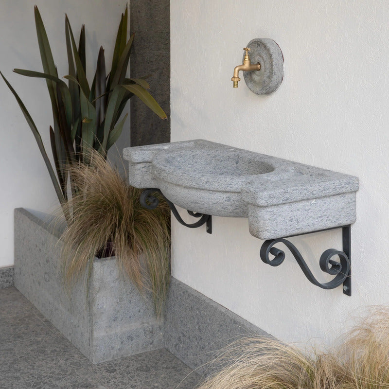 VELTHA® - SETHRA fuente de jardín de peperino