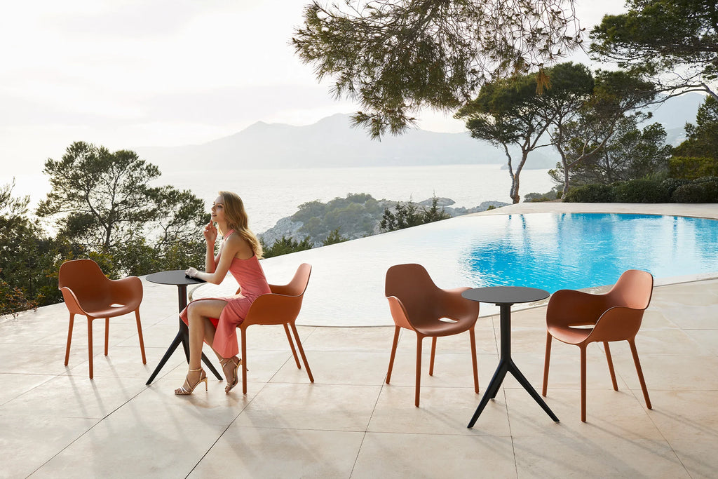 Grill Coffee Table by Diabla – Stylish & Modern | Verus Living