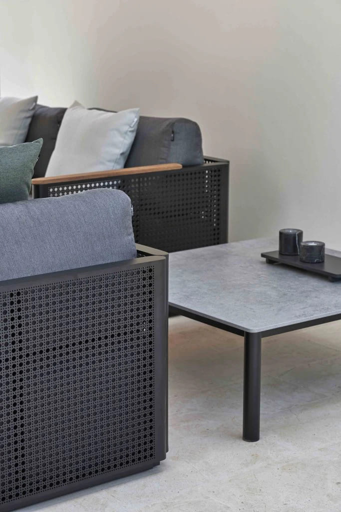 Discover the beige Churros Plus children's sofa from MeowBaby – comfortable, modular & stylish. Now at Verus Living – ideal for playing & relaxing!