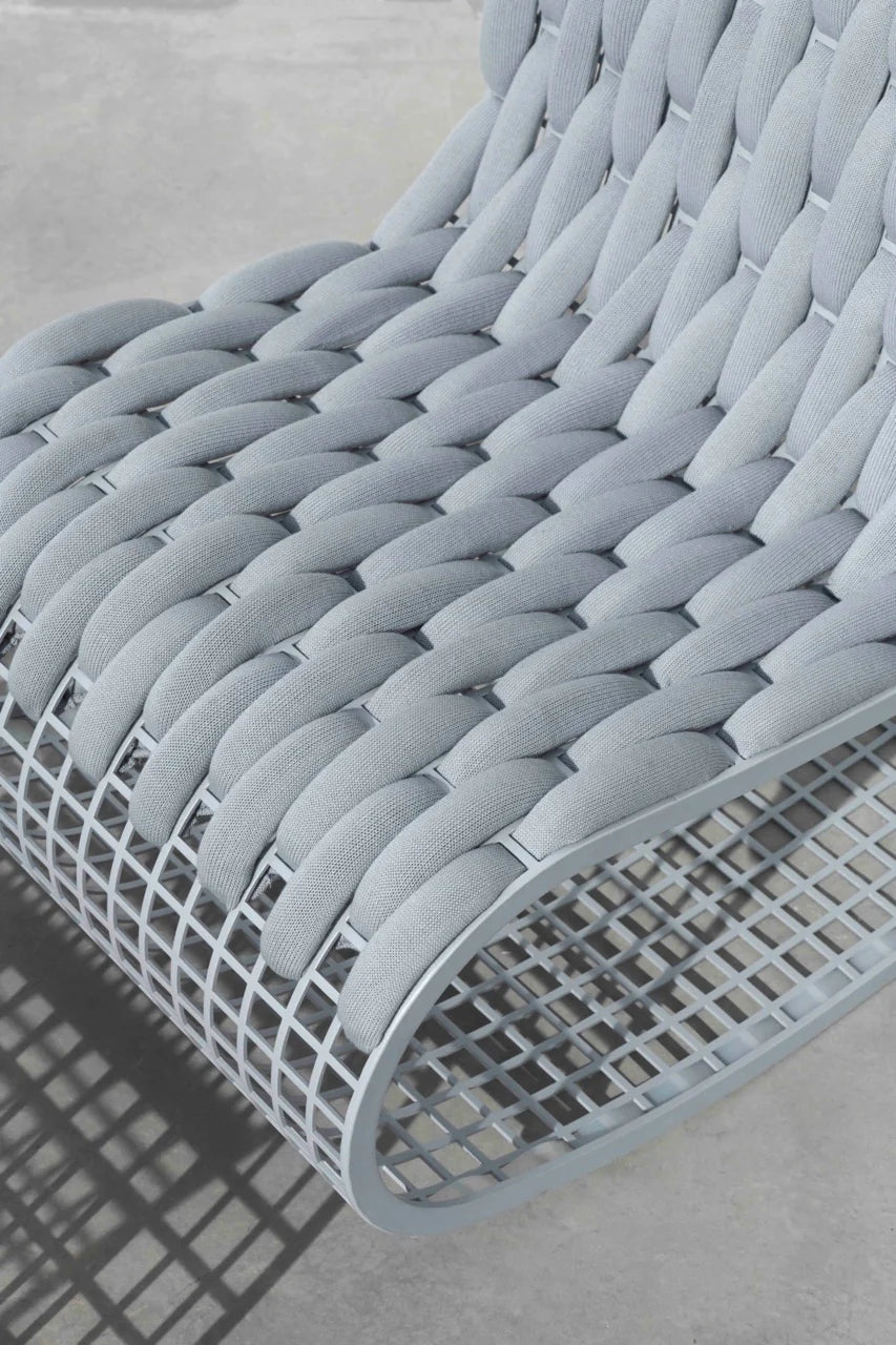Discover the luxurious Develius Mellow Sofa Configuration D by &Tradition. Order now at the Verus Living Shop!