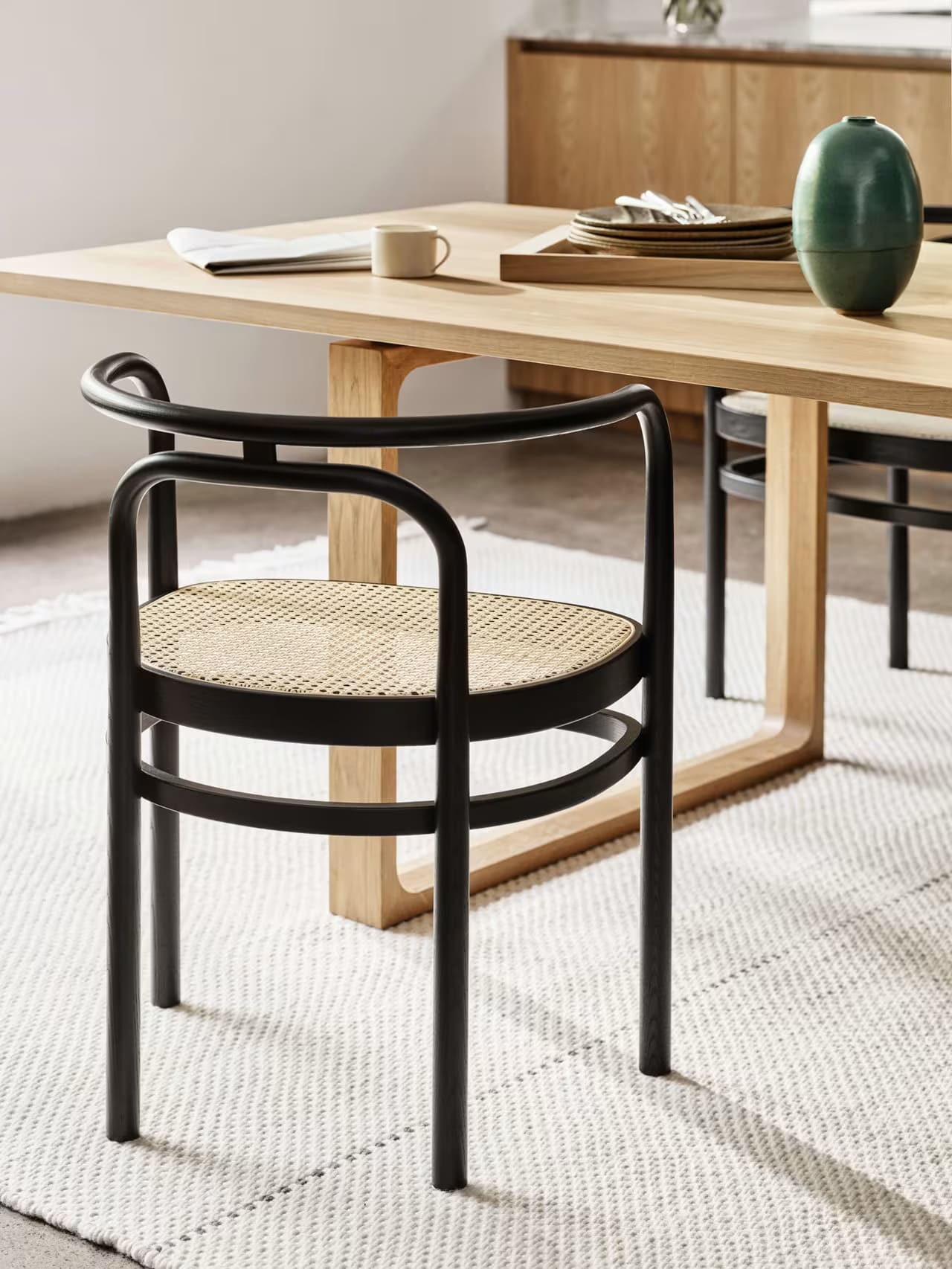 tom-dixon-fat-burostuhl-leder-cognac