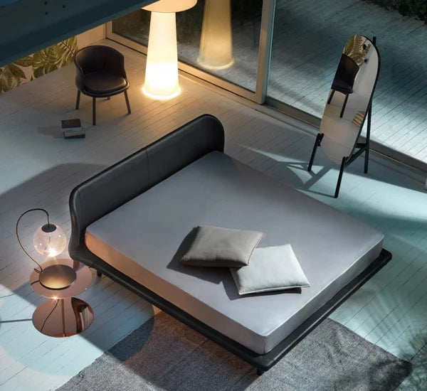 Cappellini - Mesa auxiliar Mini Bottle Barber & Osgerby