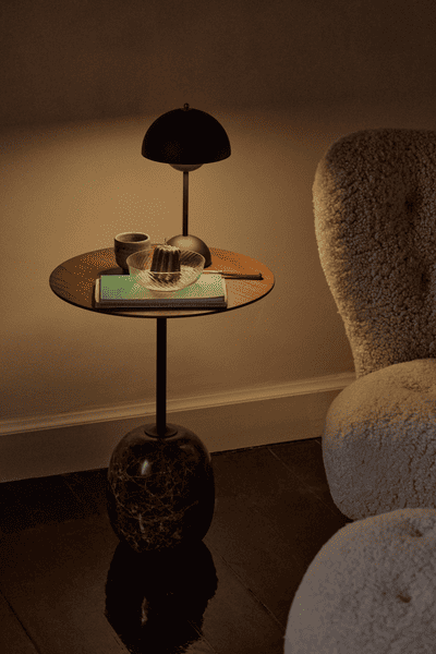 &Tradition - Mesa auxiliar Lato LN9