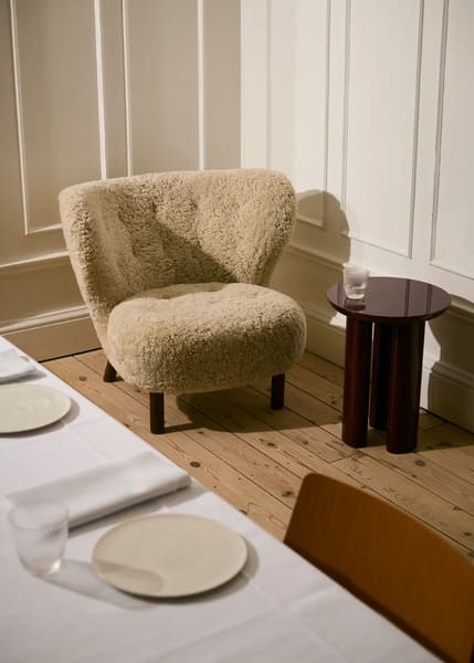 Discover the elegant Domlight Table Lamp by Bosa. Design meets quality – order online now at Verus Living!