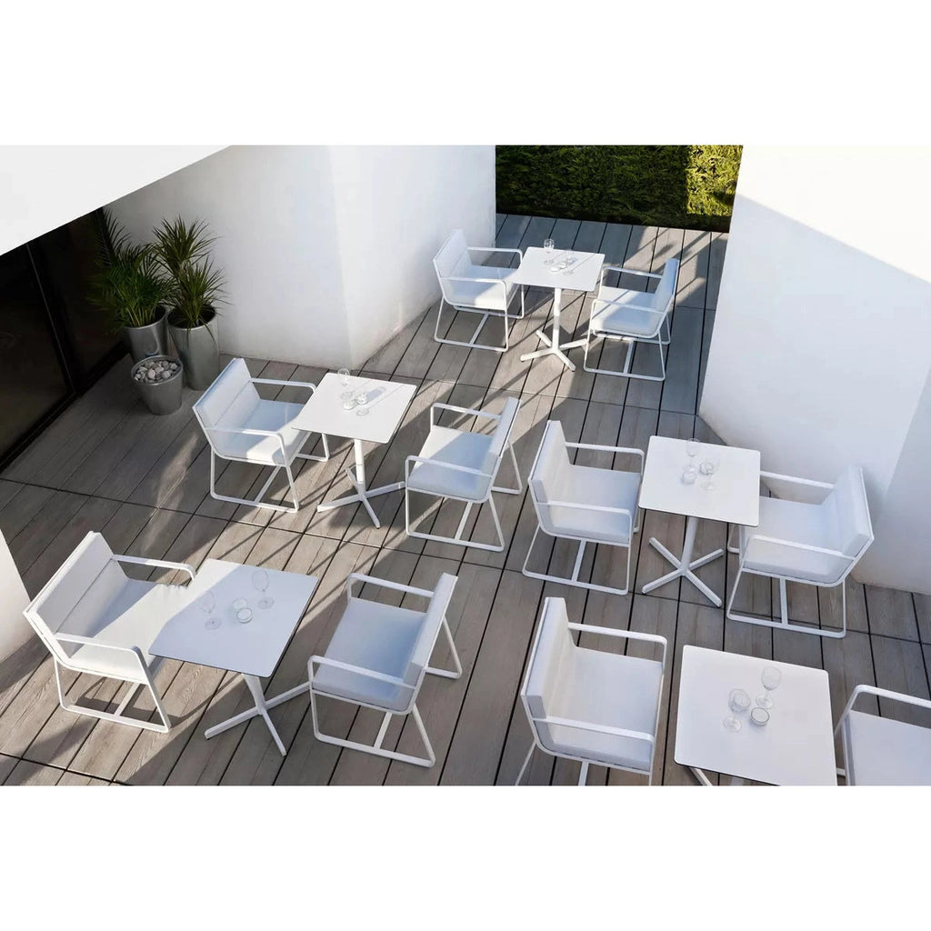 linie-design-agner-carpet-lucens