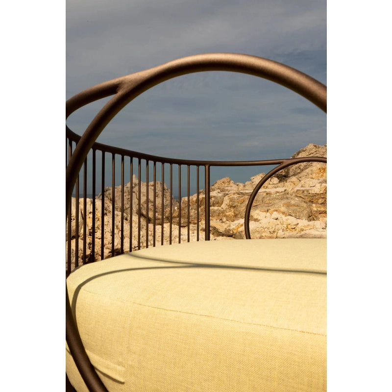 Unopiu - Experience Armchair Stackable