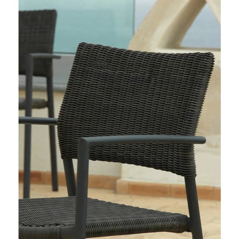 Unopiu - Experience Armchair Stackable