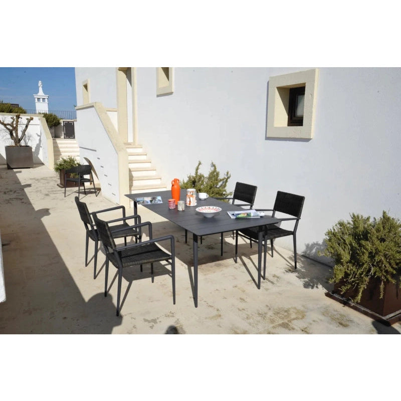 Unopiu - Agora Table square