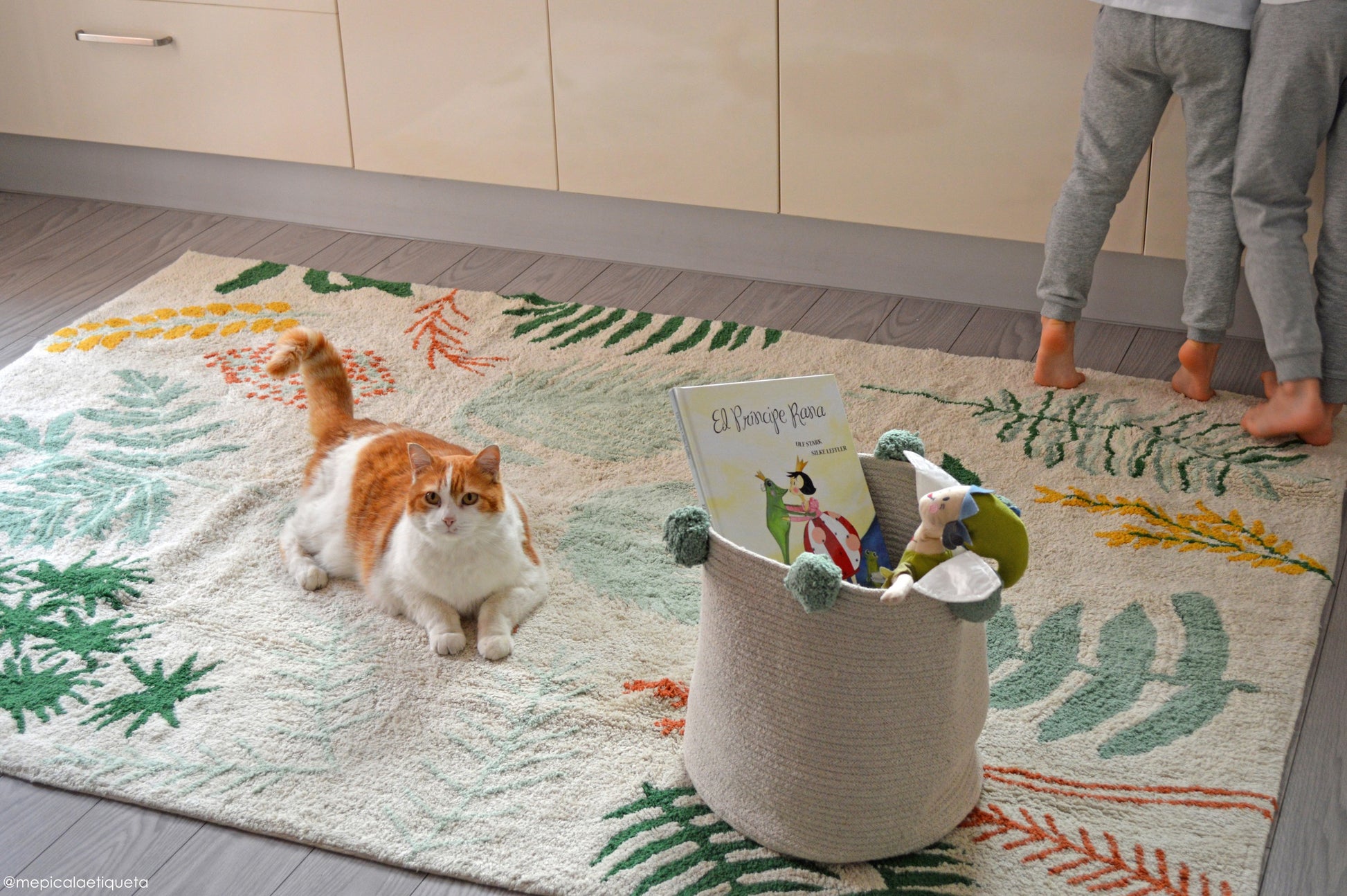 Washable Rug Bee, 115 x 150 cm