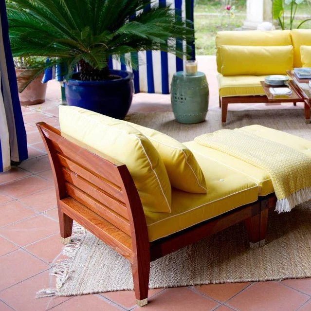 Unopiu - Lounge Island / Daybed Pevero made of Teak Wood