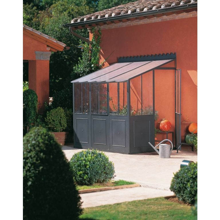 Unopiu - Round solar pavilion